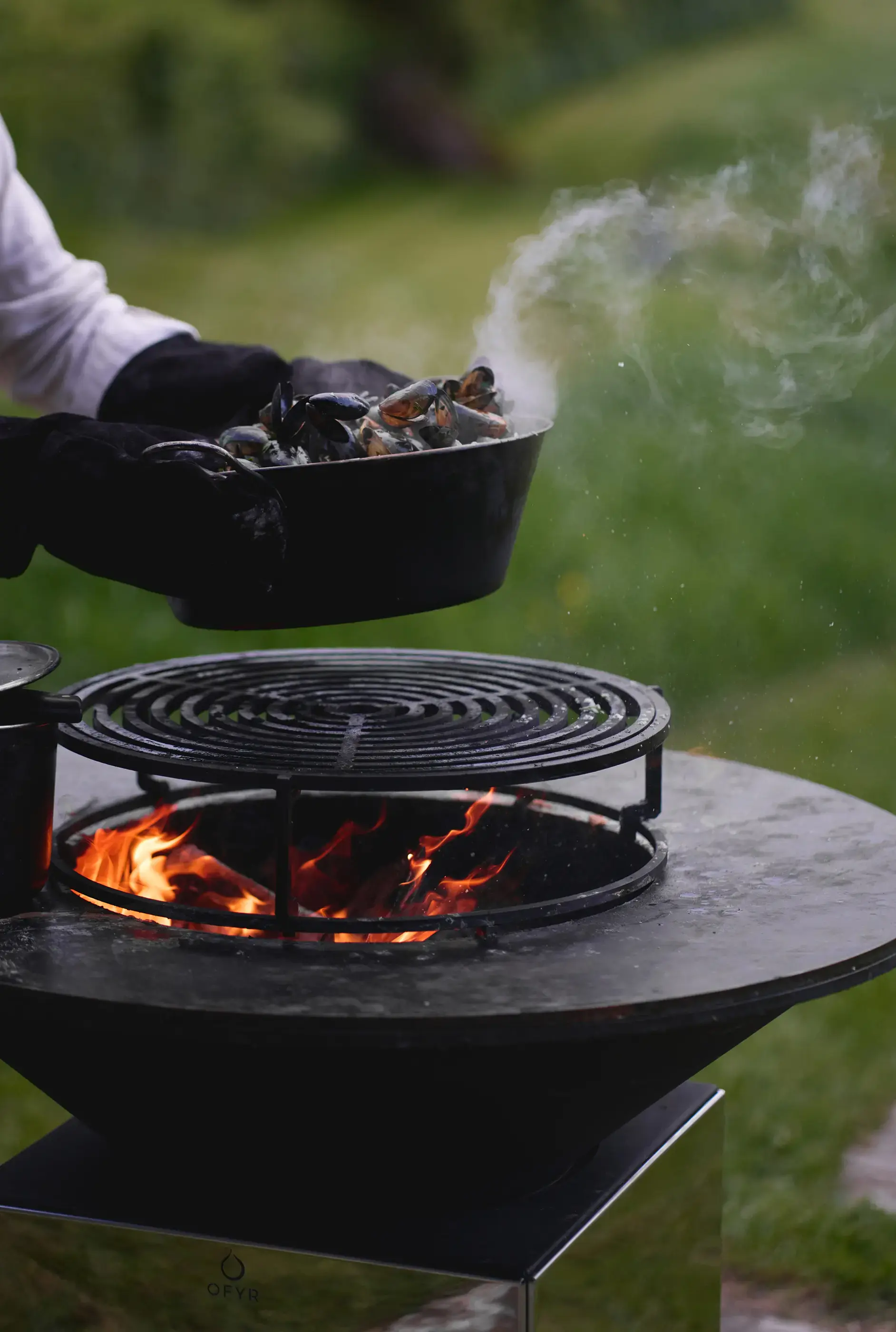 OFYR Grill Round 100